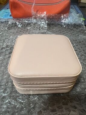 Compact Blush Pink Jewelry Case NWOT